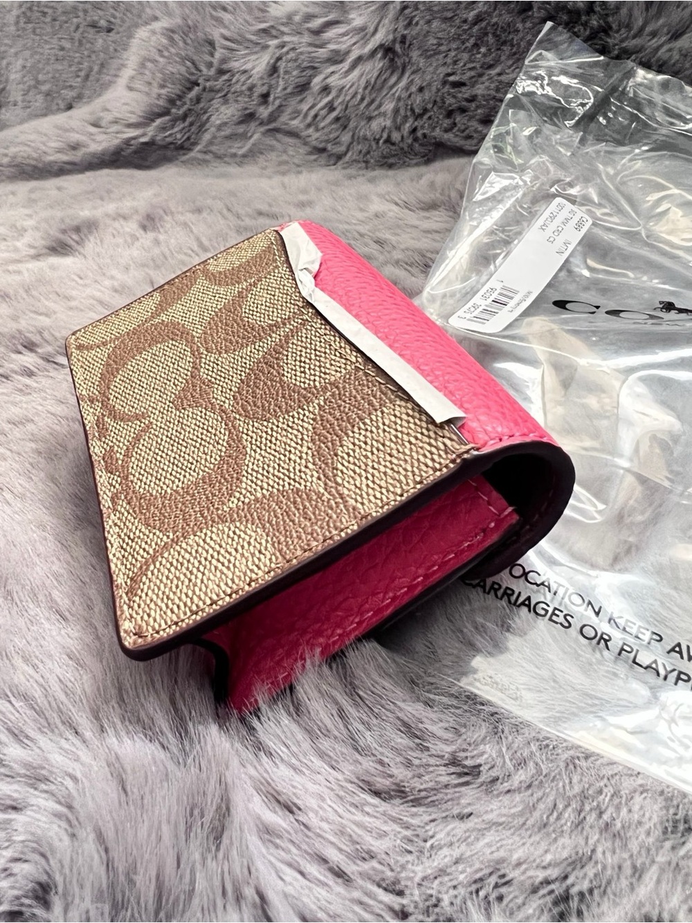 Coach Pink Leather Signature Canvas Wallet with Gold 'C' - Picture 5 of 7